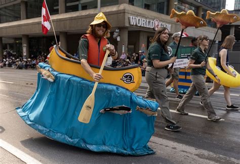 trampede calgary video|Calgary Stampede kicks off with parade